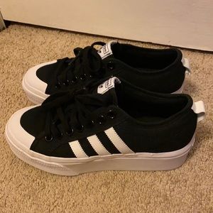 Size 8 Adidas Platform sneakers